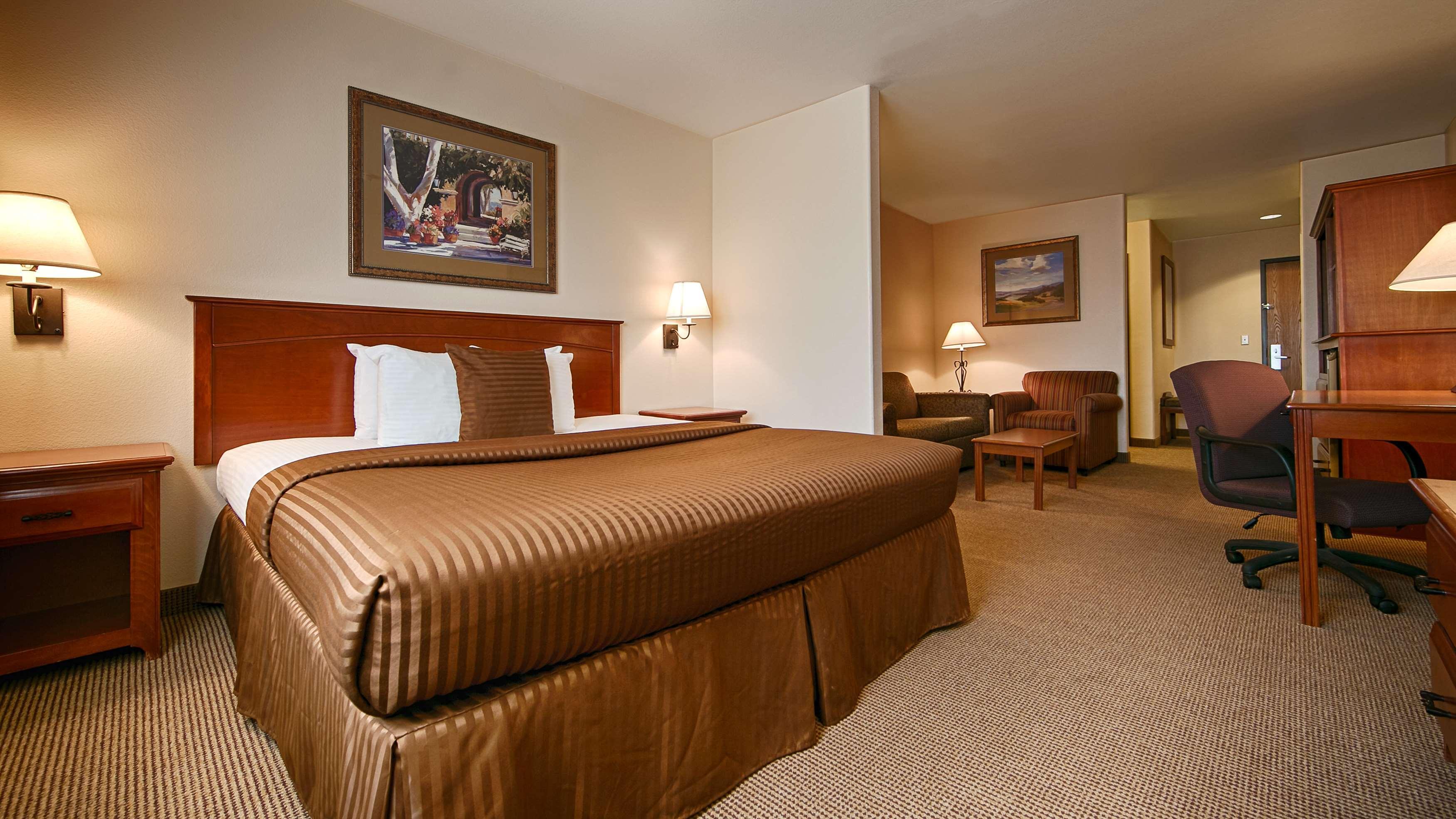 Best Western Territorial Inn And Suites Bloomfield Exterior photo