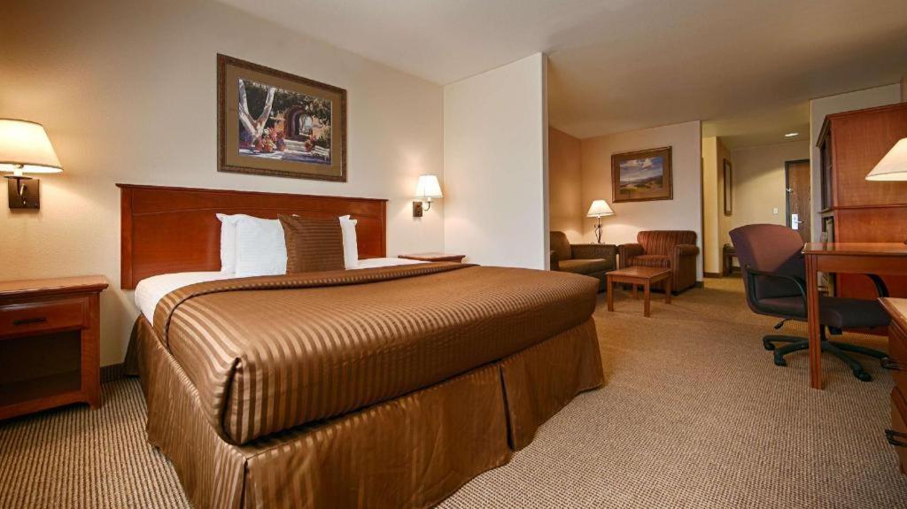 Best Western Territorial Inn And Suites Bloomfield Exterior photo
