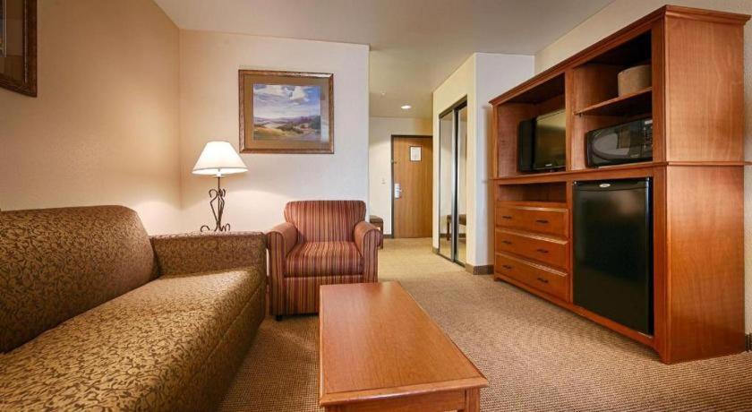 Best Western Territorial Inn And Suites Bloomfield Exterior photo