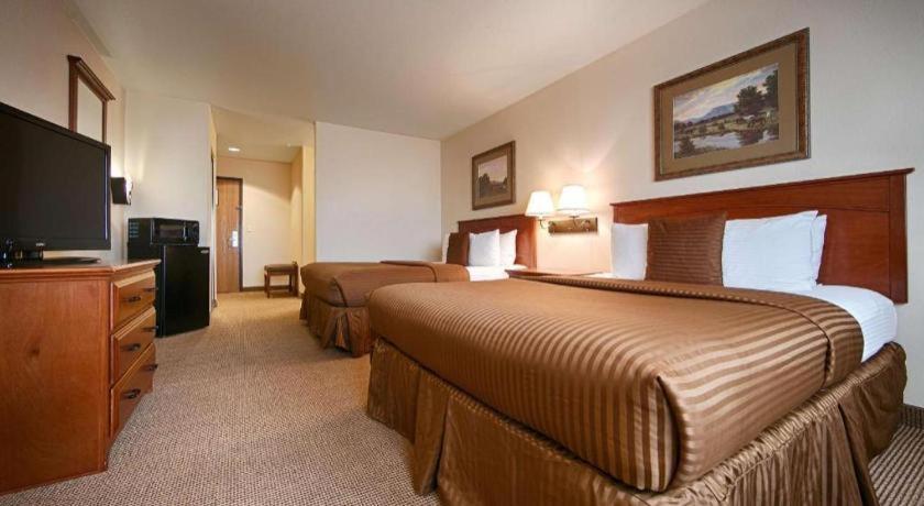 Best Western Territorial Inn And Suites Bloomfield Exterior photo
