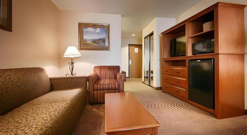 Best Western Territorial Inn And Suites Bloomfield Exterior photo